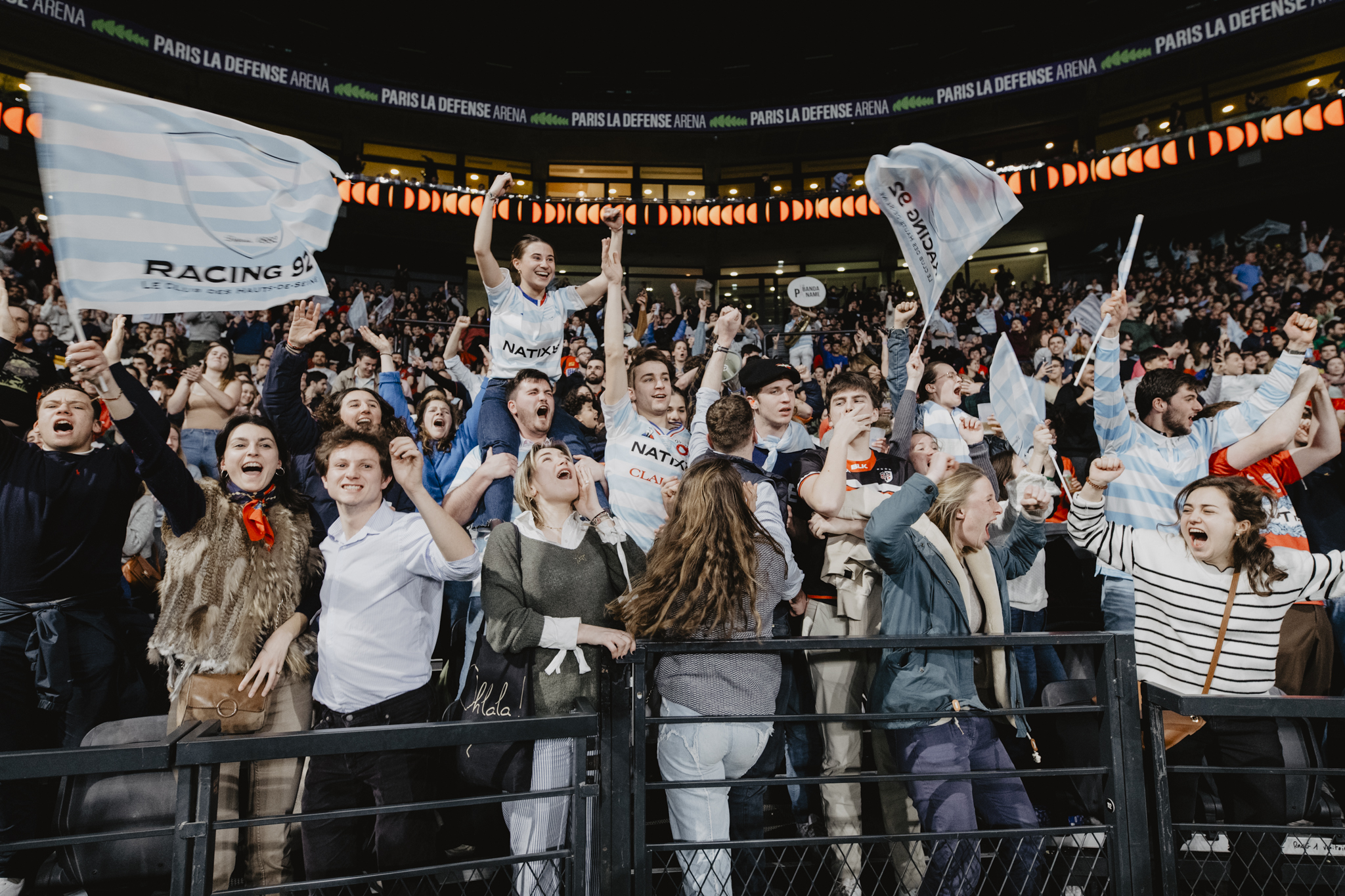 Melee-ciel-et-blanc-racing-92-adhesion