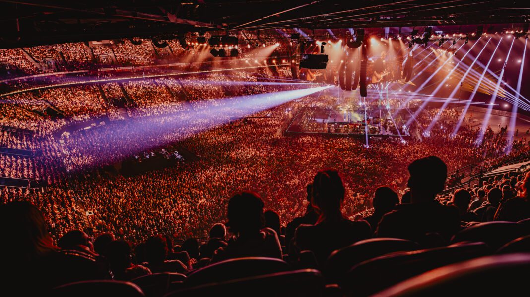  royal caribbean cruise australia paris la d fense arena