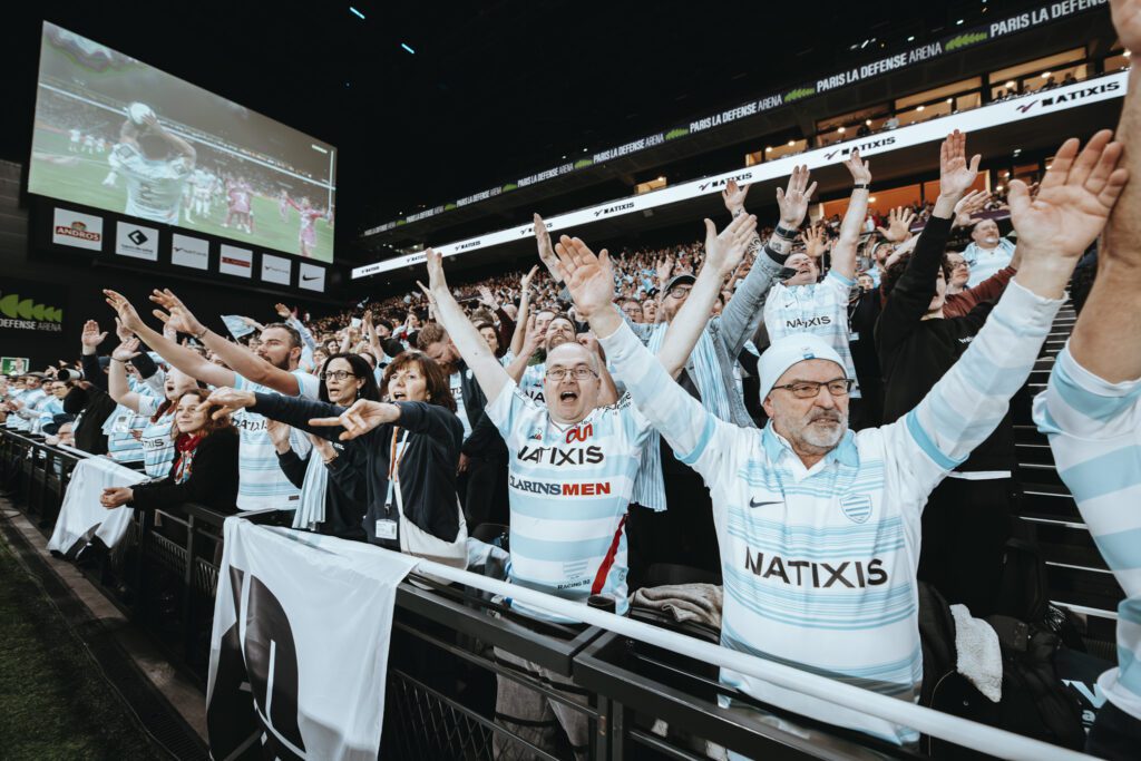 photo de la mêlée ciel & blanc du racing 92