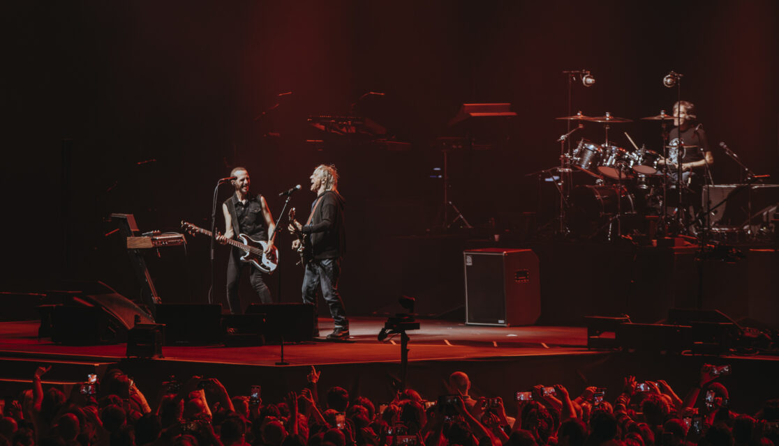 Photo de concert de Jean-Louis Aubert
