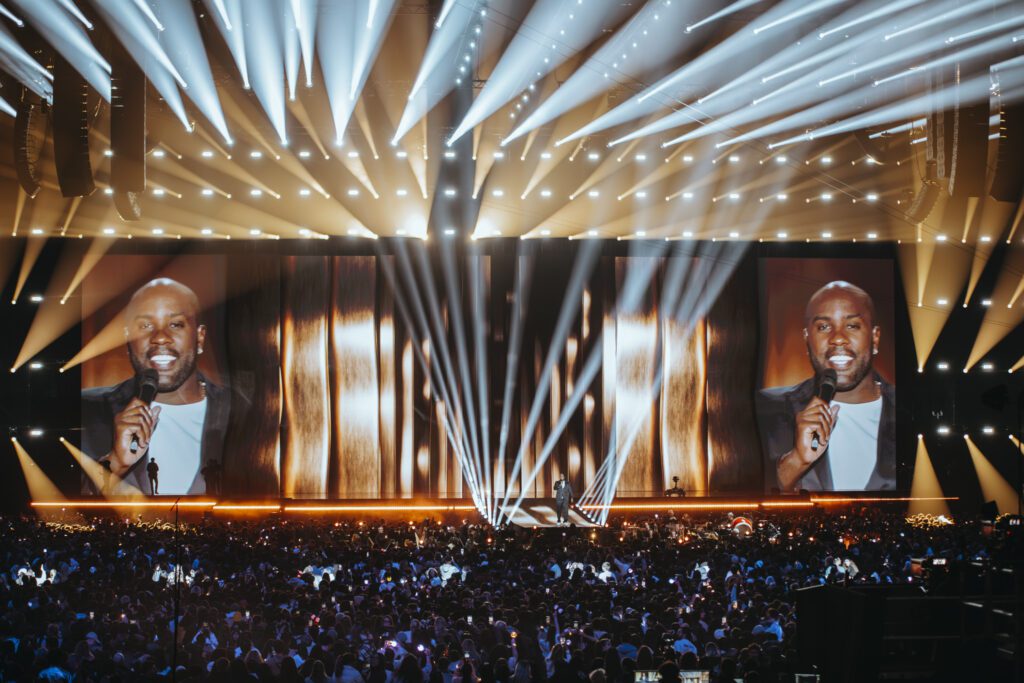 Photo de Teddy Riner au Gala des Pièces Jaunes 2025 à Paris La Défense Arena