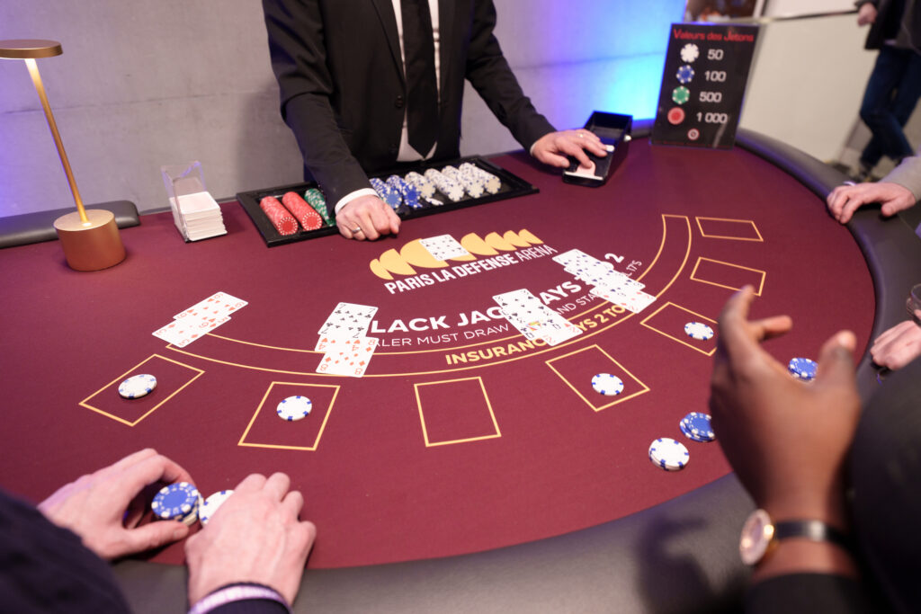 BLack Jack en Loge focus table et cartes