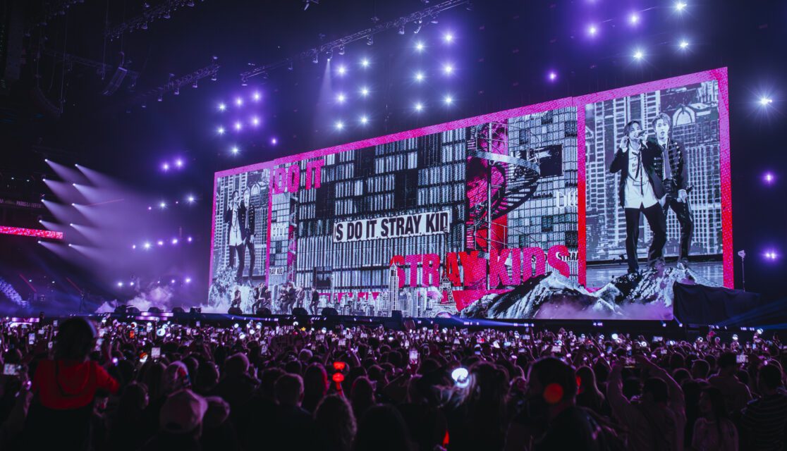 Le Gala des Pièces jaunes Stray Kids scène Paris La Défense Arena