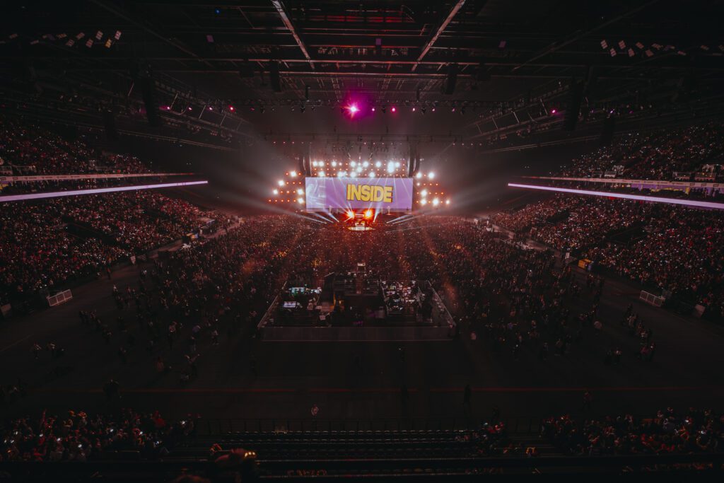 Le Gala des Pièces jaunes Paris La Défense Arena scène large