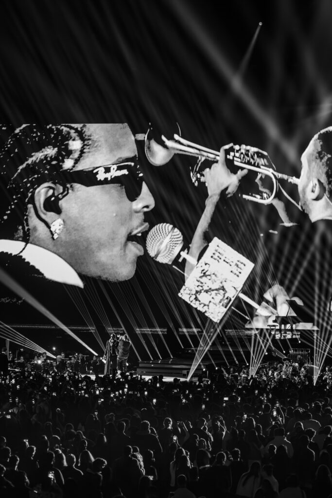 Le Gala des Pièces jaunes Paris La Défense Arena serré scène asap rocky  écran main stage