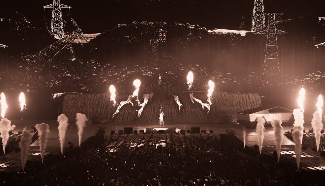 Josman en concert à Paris La Défense Arena